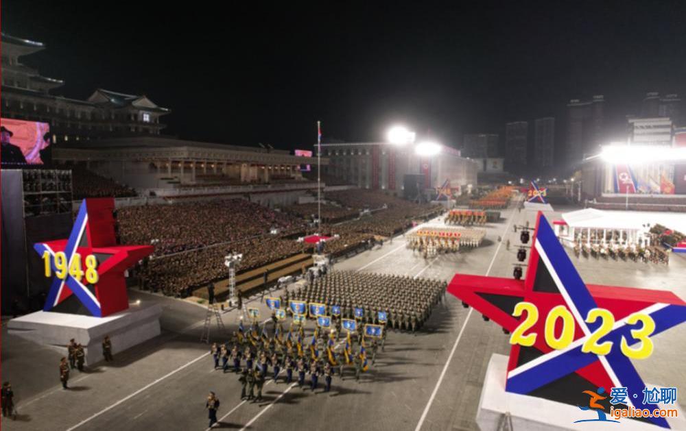 金正恩父女首度同台阅兵 有何特殊之处？？