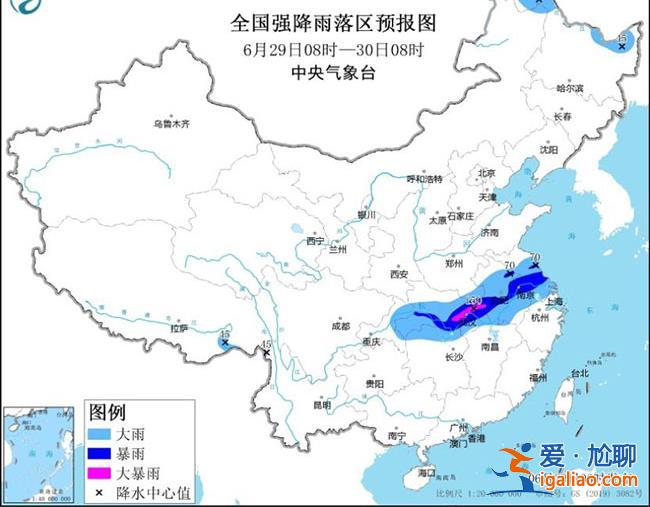 南方淋雨 北方吹空调 北方为何热过南方？？